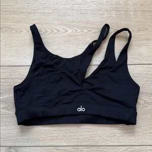 Alo Yoga Cutout Sports Bra